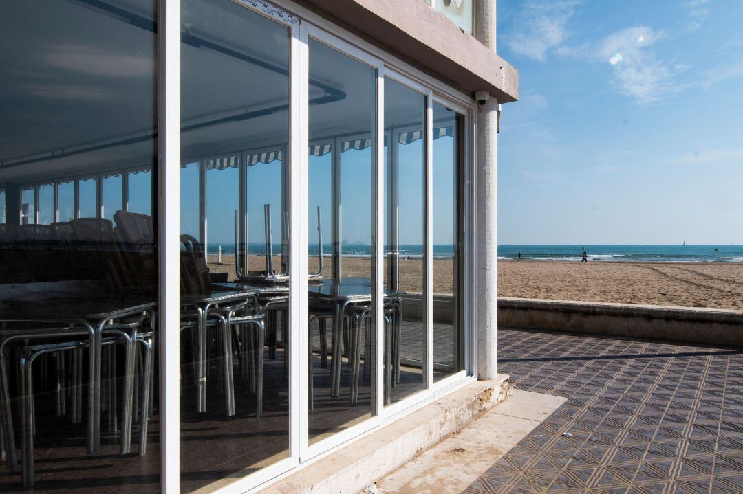 Muchos bares y restaurantes han tenido que cerrar debido a las restricciones para evitar contagios de coronavirus.