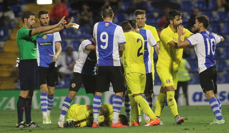 Imagen de un partido del Hércules con Gato y Rojas