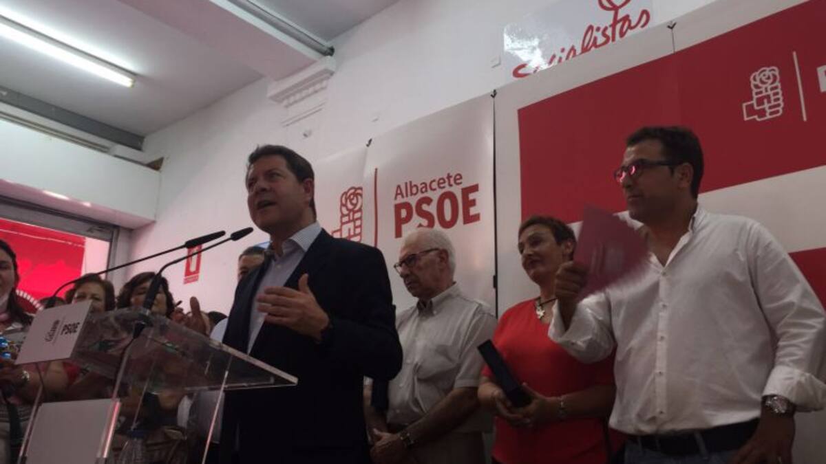 El PSOE de Albacete premia a AMAC y Pepe Jerez