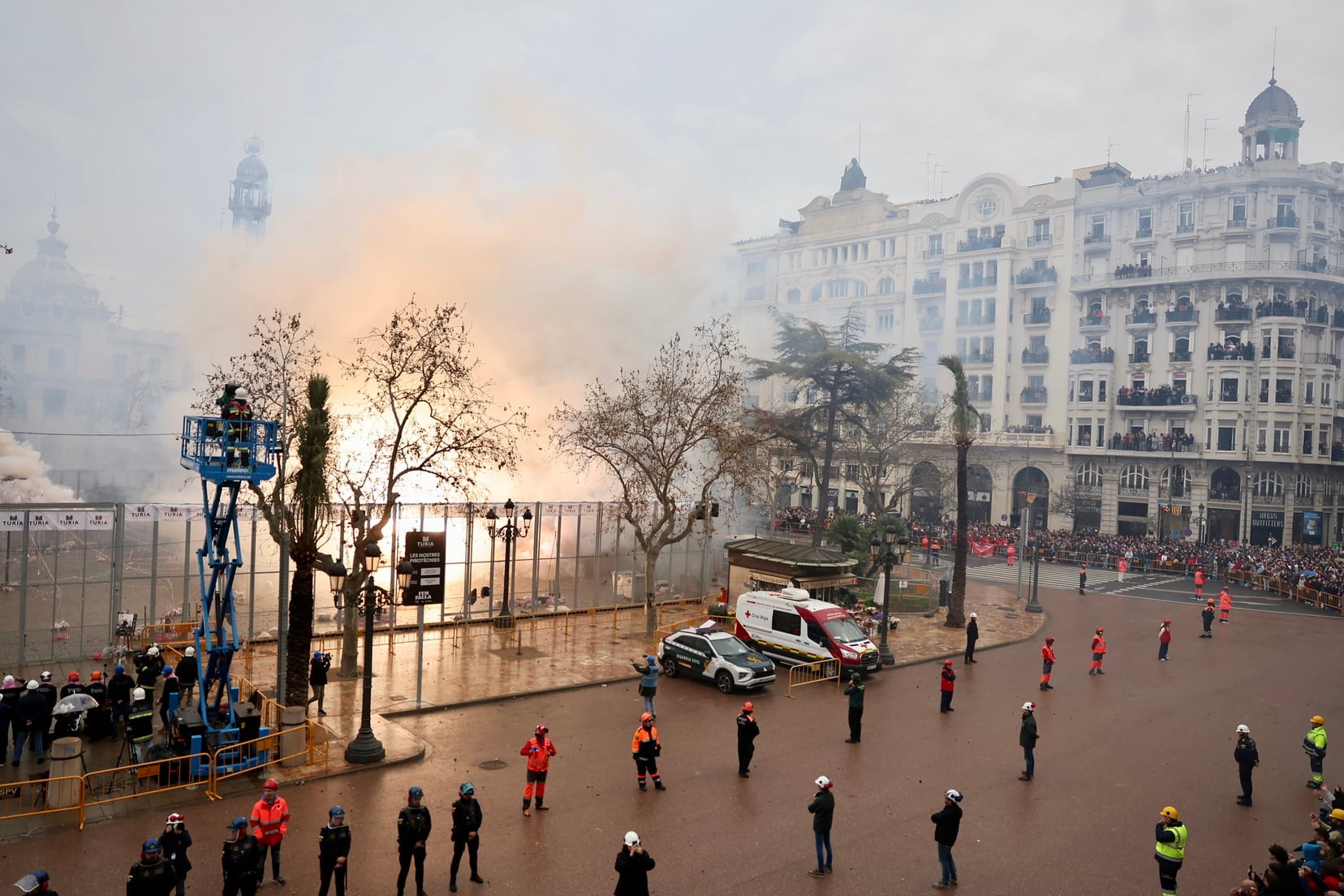 Mascletà con lluvia en Fallas del 7 de marzo de 2026