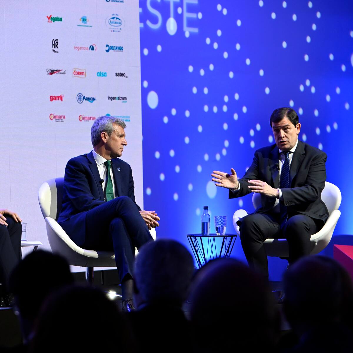 Mañueco, Barbón y Rueda reivindican mejores infraestructuras para el noroeste para garantizar la "igualdad" y el equilibrio territorial