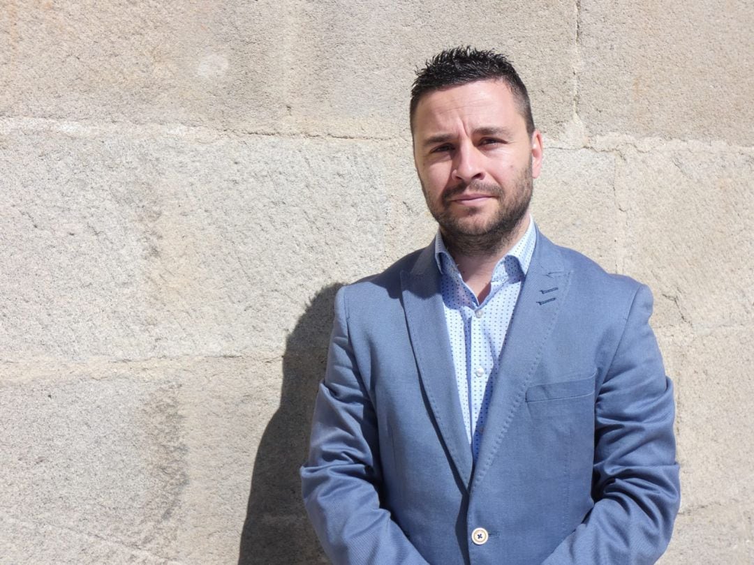 Roberto Aparicio, alcalde de La Adrada por el PSOE, será de nuevo candidato