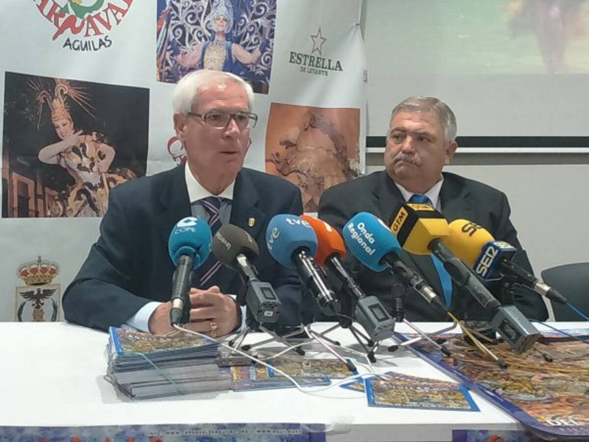 Águilas ya es un carnaval