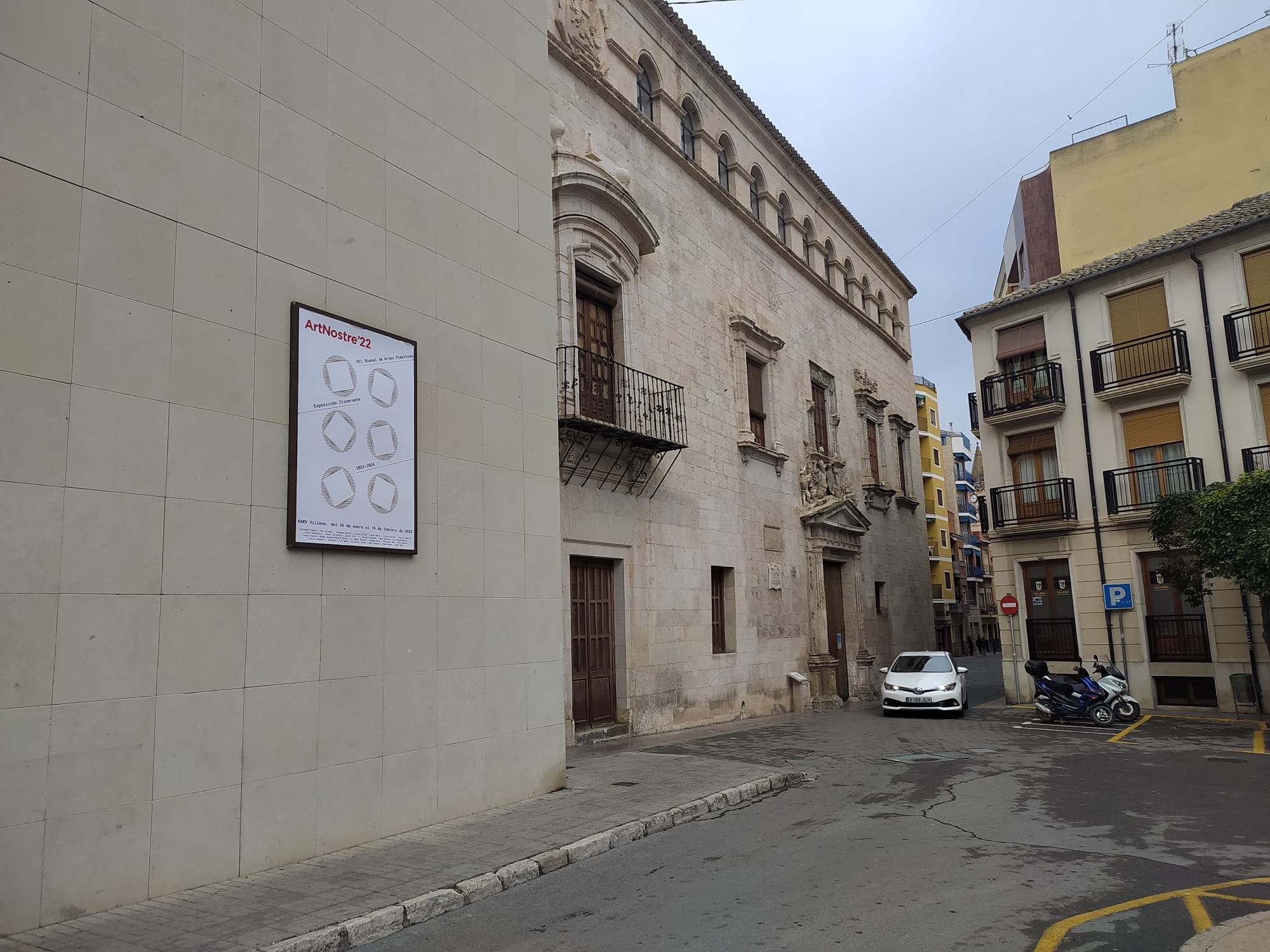 Plaza de Santiago y Palacio Municipal