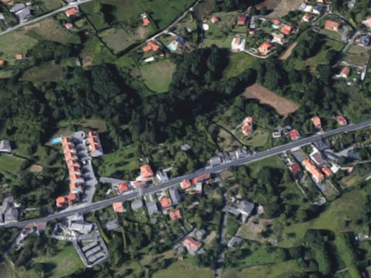 Cortada al tráfico la vía de entrada a Sada por un accidente