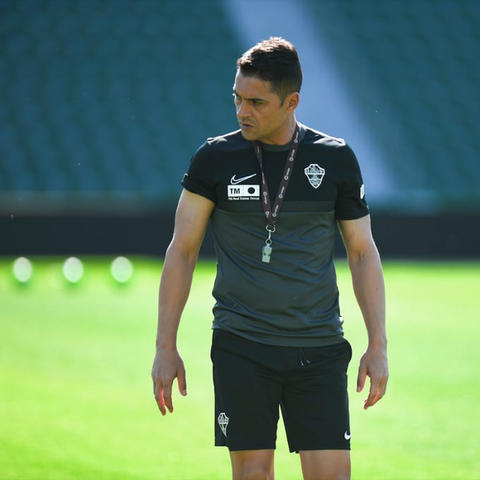 Francisco en un entrenamiento del Elche en el Martínez Valero