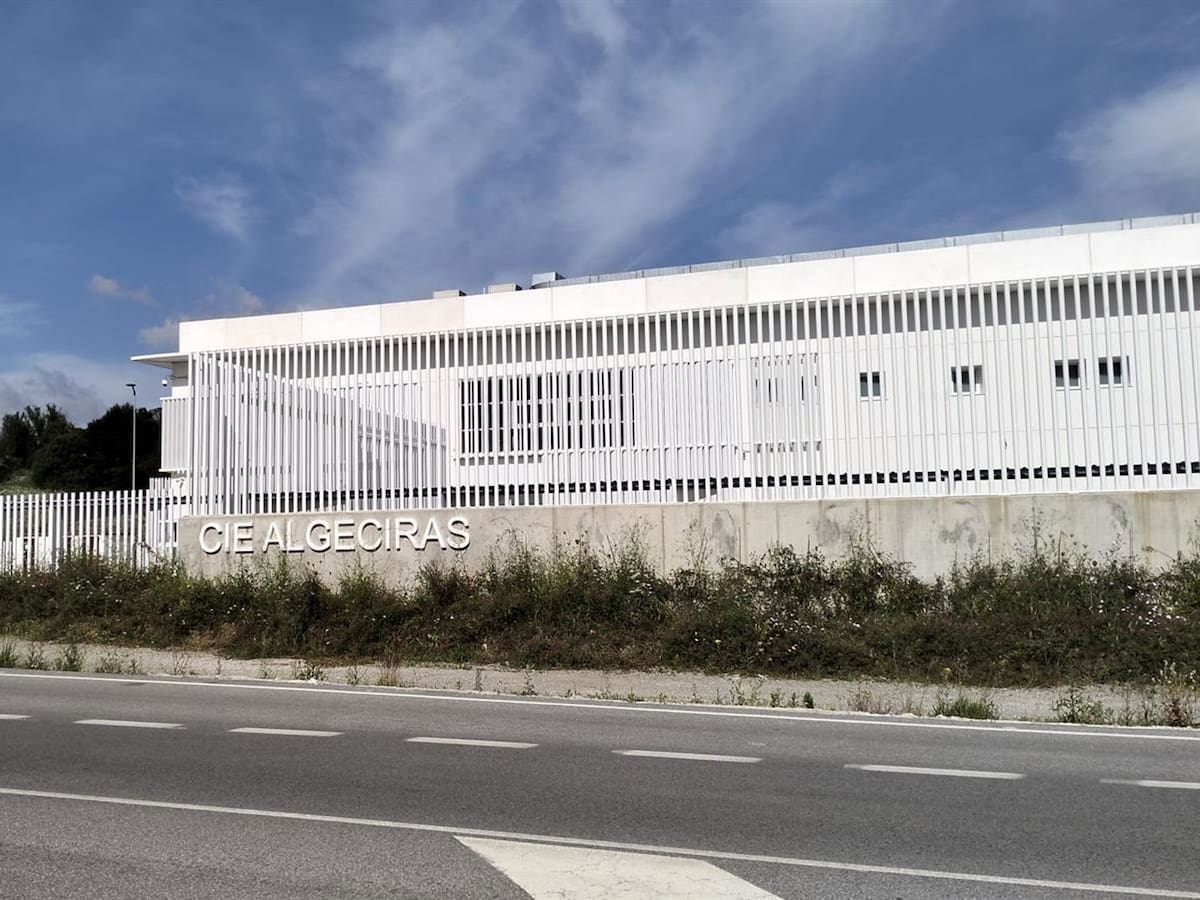 El Gobierno espera órdenes ministeriales para inaugurar el CIE de Algeciras