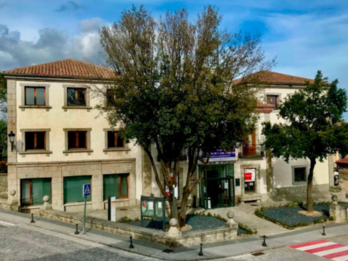 El Escorial ofrece un 3% de descuento en el IBI y las basuras a los vecinos que domicilien sus recibos