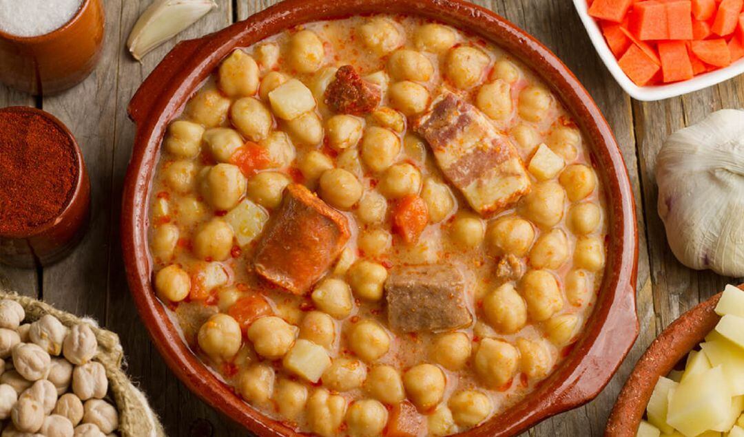 En el cocido tradicional encontramos cereales, legumbres, verduras y carne