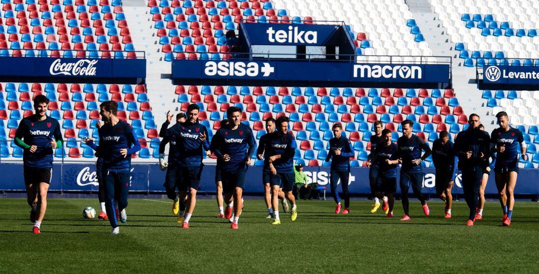 Entrenamiento plantilla del Levante UD