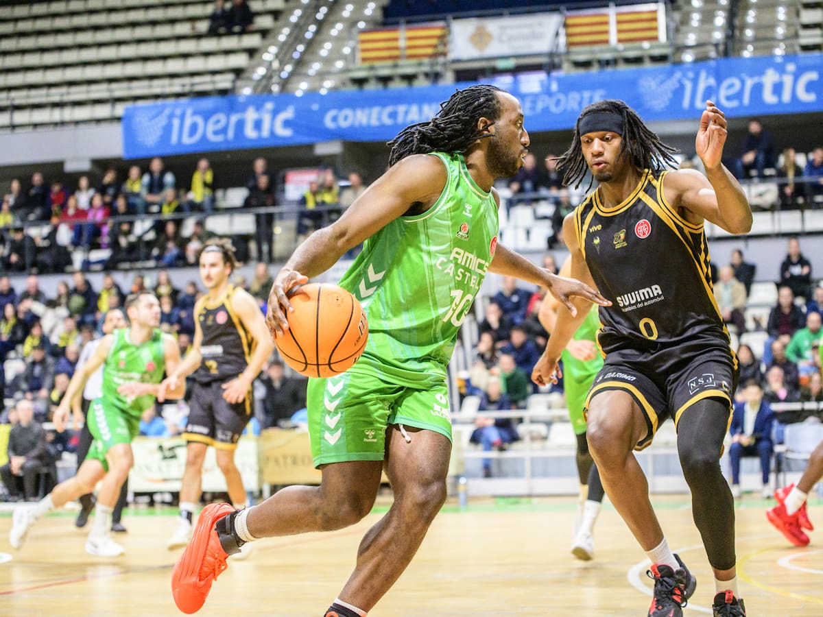 Último paso hacia el liderato: el Amics Castelló se juega el primer puesto en Llíria