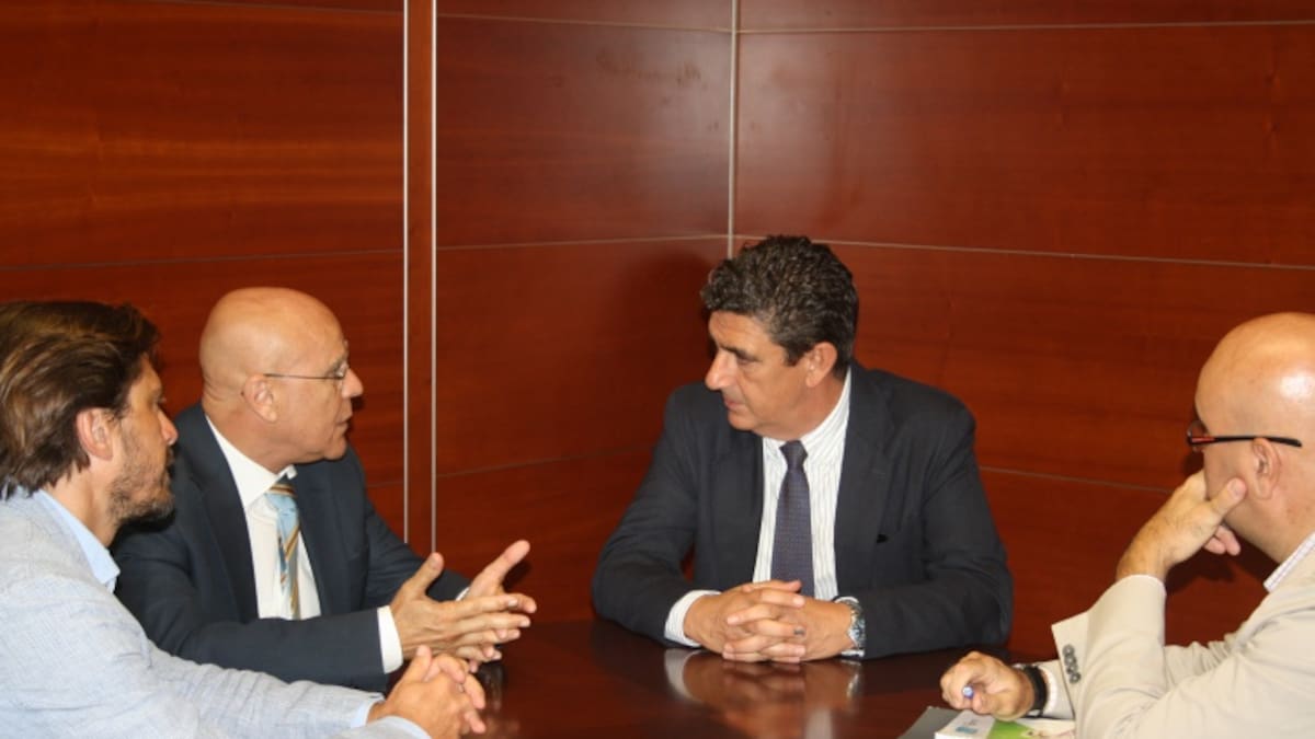 El Diputado del Común propicia un acuerdo que garantiza la televisión gratuita en los hospitales