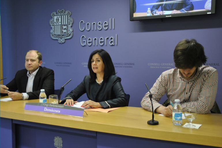 La consellera demòcrata Meritxell Mateu en una compareixença recent del grup de DA al Consell per valorar el cas BPA.