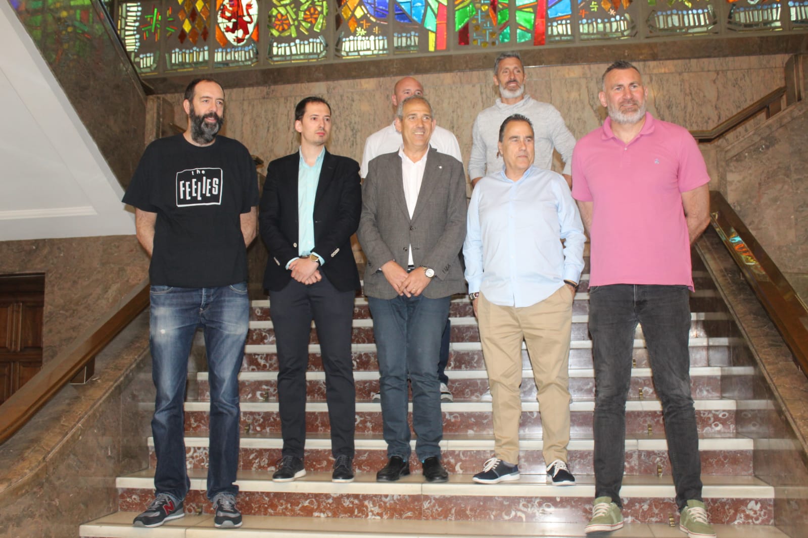 Dani García, Aranzana, Lucho, Bernabé y Bulfoni posan junto al director del FID y el concejald e Deportes