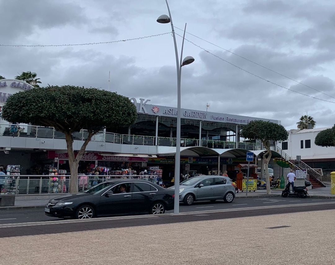 Imagen de archivo de comercios en Puerto del Carmen. 