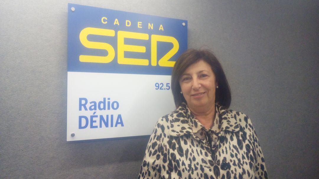 Pepa Font, líder de Centre Unificat, en una visita anterior a Radio Dénia Cadena SER.