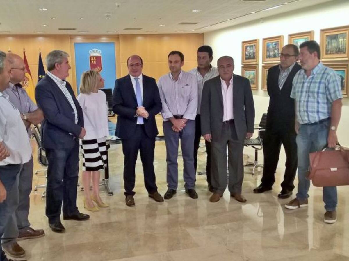 Martínez Cachá: "Ya no hay vertidos al Mar Menor"