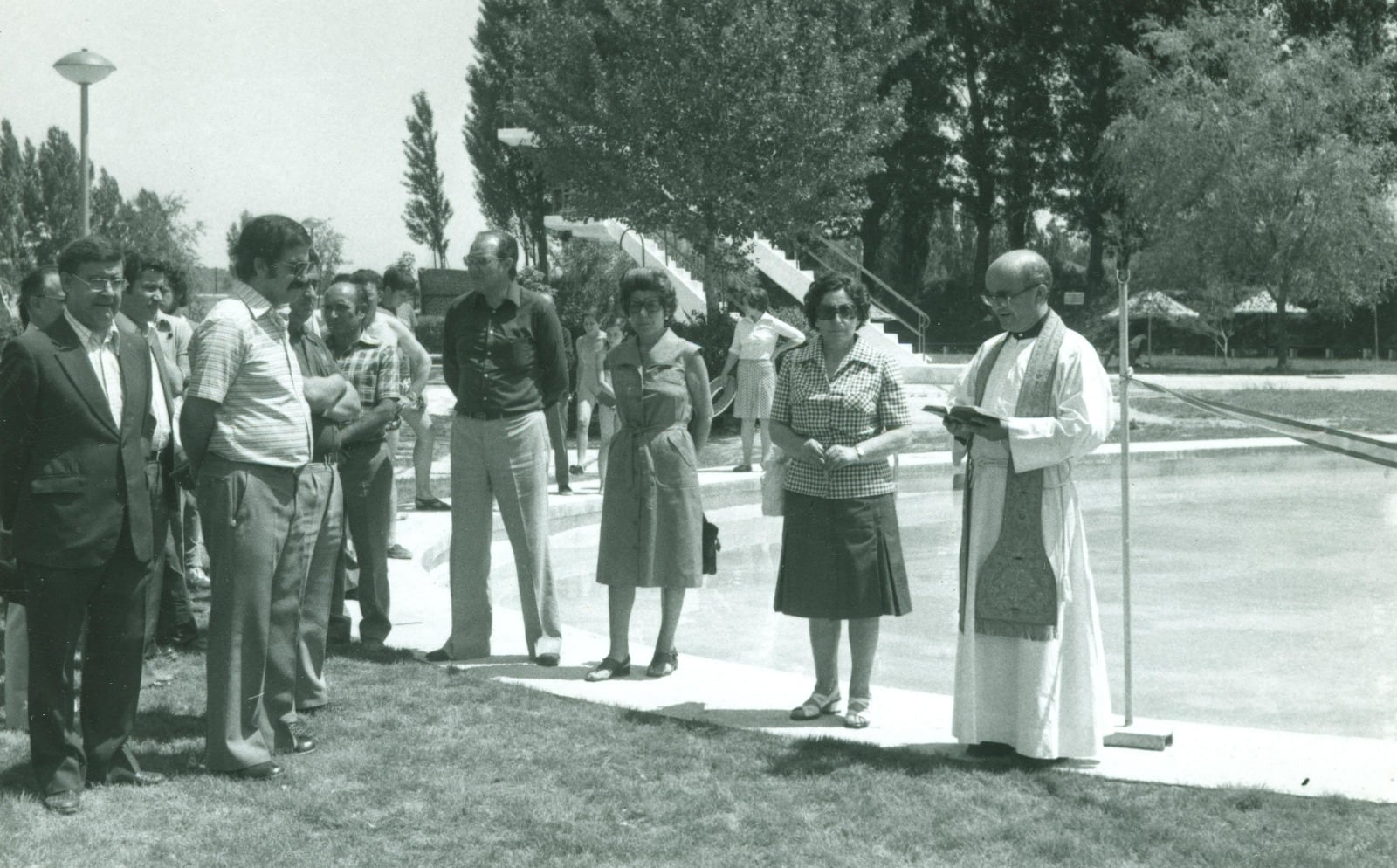 Inauguración piscina infantil La Calabaza en 1976