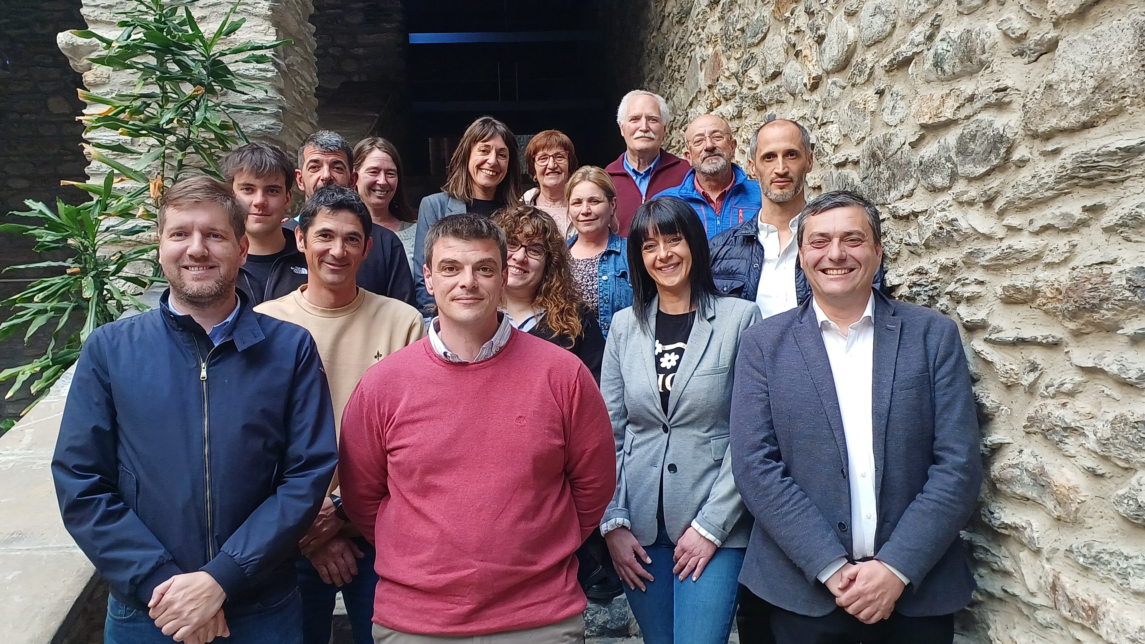 Francisco José Gracia, junto al resto de la lista, Fernando Sabés y Marcel Iglesias