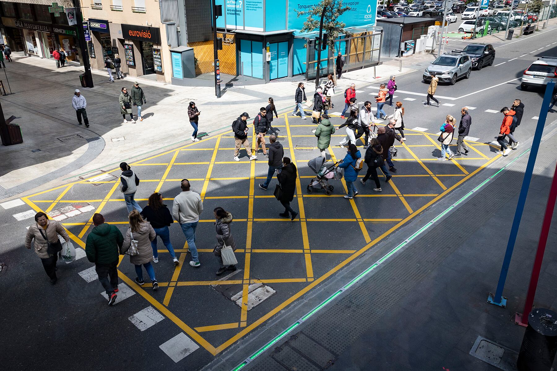 Nova senyalització al carrer de la Unió per evitar l'estacionament d'alguns vehicles