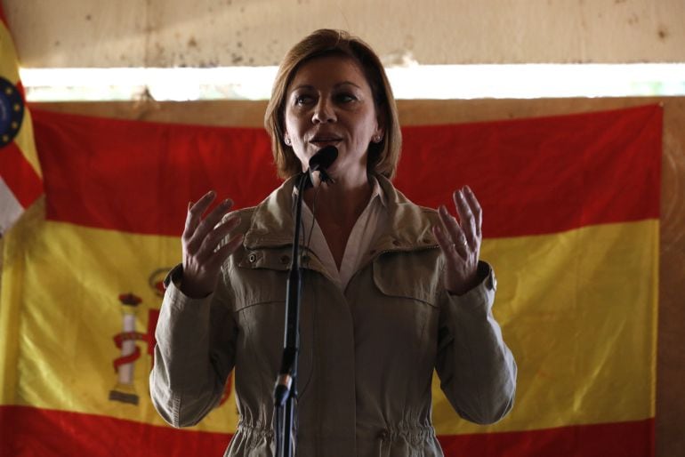 La Ministra de Defensa María Dolores De Cospedal, en Bamako (Malí).