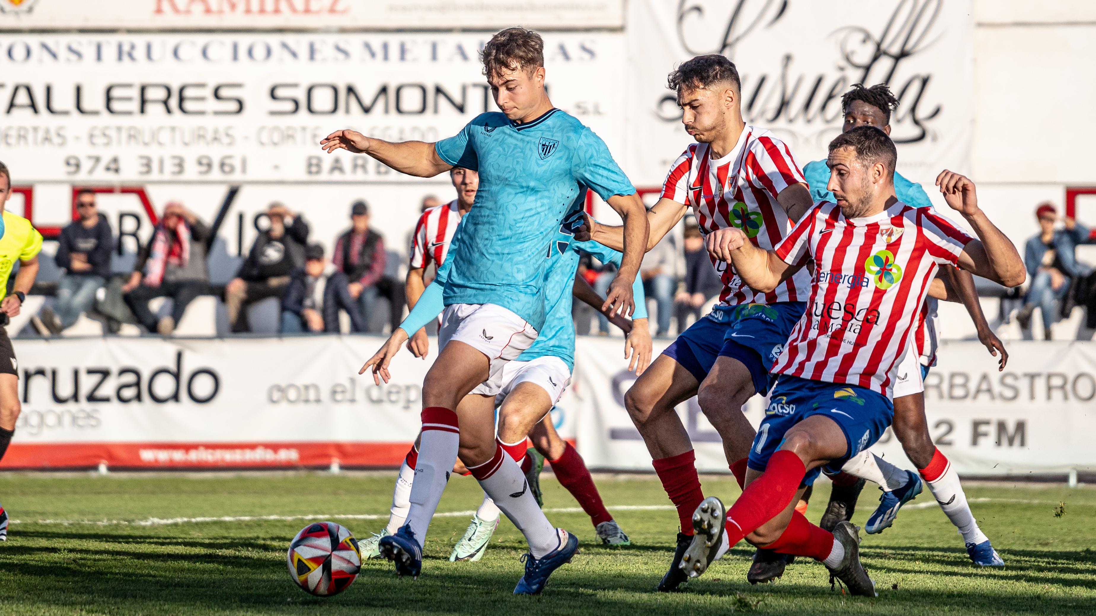 El Barbastro plantó cara al líder Bilbao Athletic