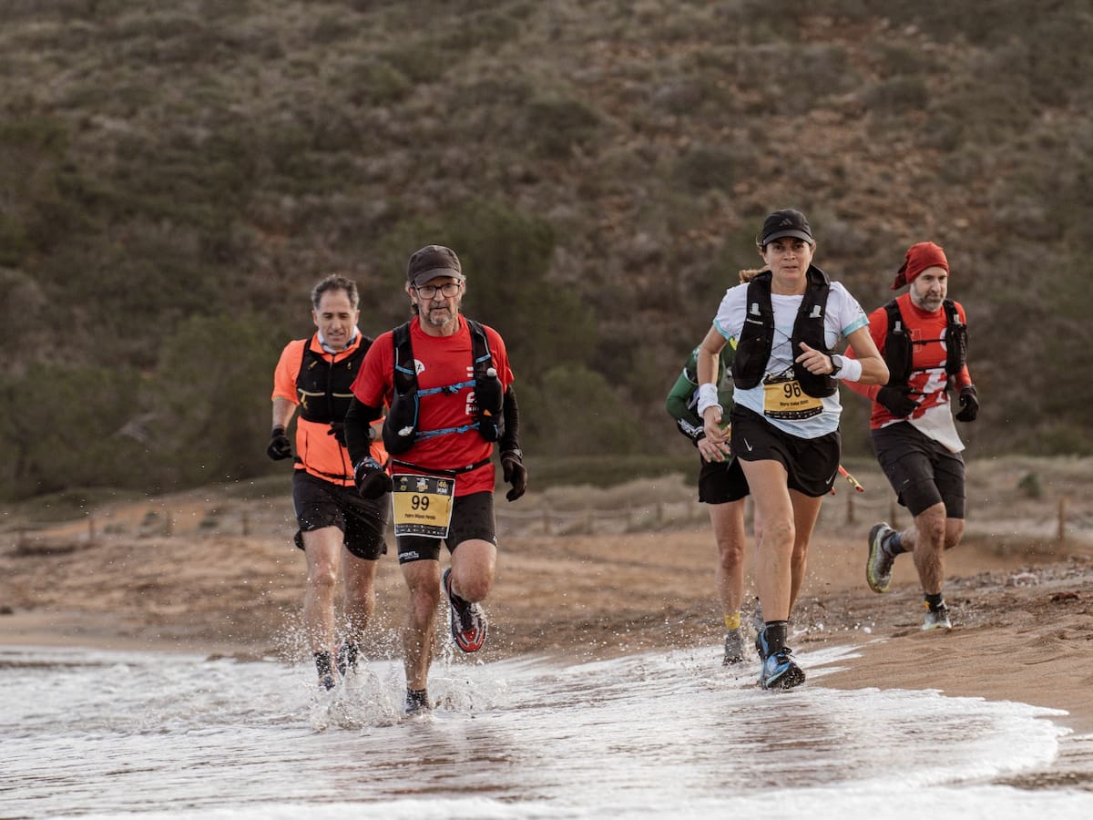 Núria Femenies i Xavi Villalonga dominen la prova reina de la Trail dels Fars