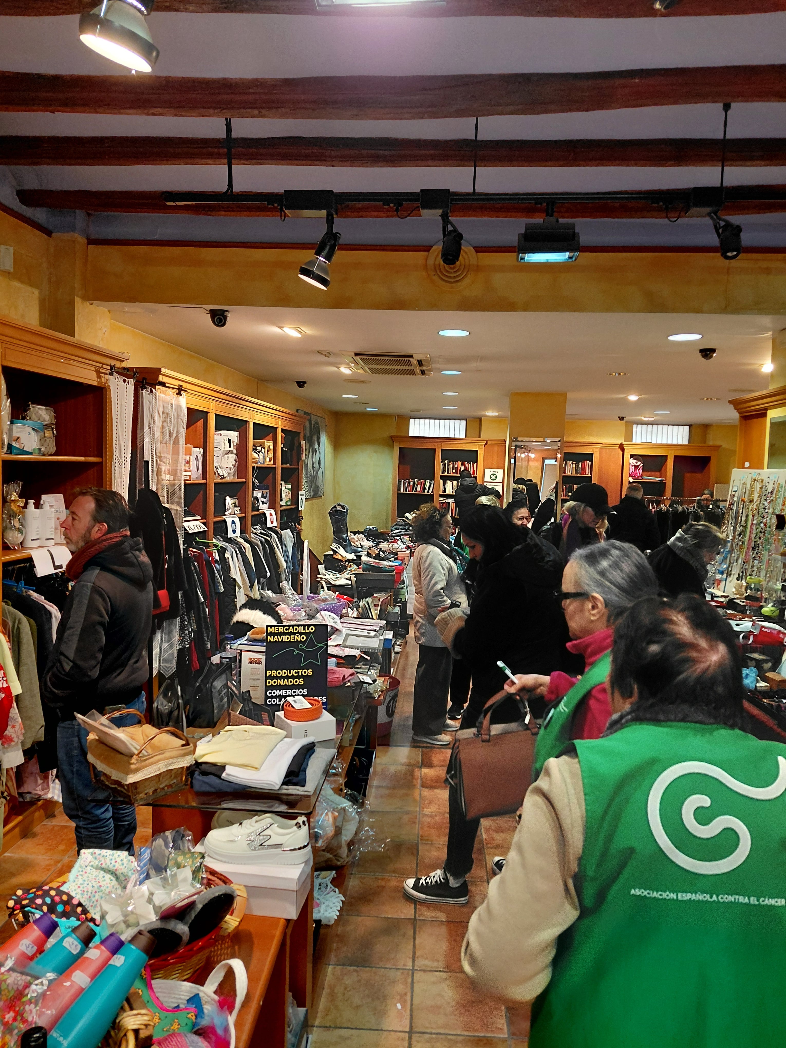 Mercadillo de la AECC