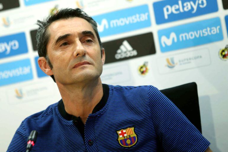 El entrenador del FC Barcelona, Ernesto Valverde, durante la rueda de prensa.