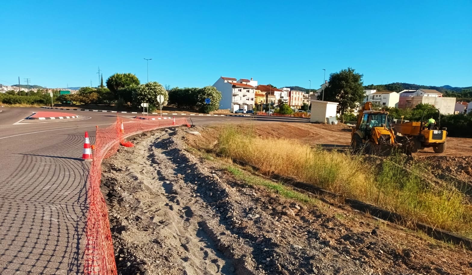 Imagen de las obras en el carril ciclopeatonal Segorbe-Geldo