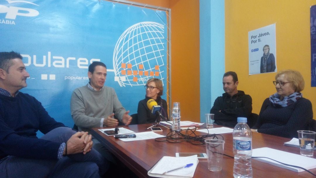 Desayuno del PP de Xàbia con la prensa.