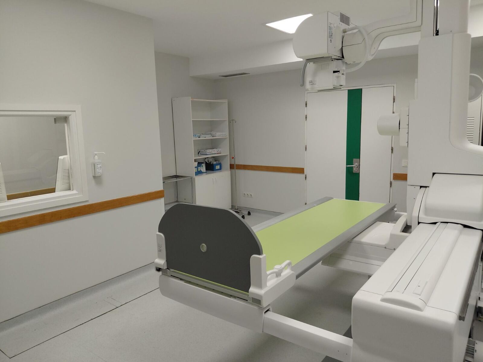 Nuevo equipo de radiodiagnóstico telecomandado que estrena el hospital Santos Reyes este otoño