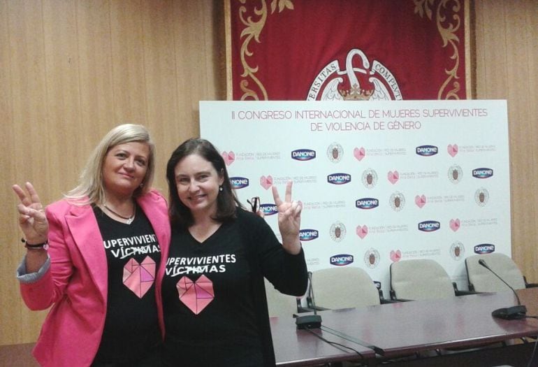 Graci junto a la presidenta de la Fundación Ana Bella en el II Congreso Internacional de Mujeres Supervivientes.