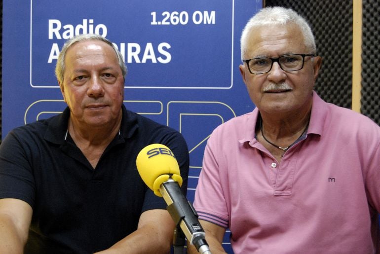 Javier Melgar y Jerónimo González, de la directiva de la Asociación de Pensionistas del Campo de Gibraltar, durante su intervención en Hoy por Hoy Campo de Gibraltar.