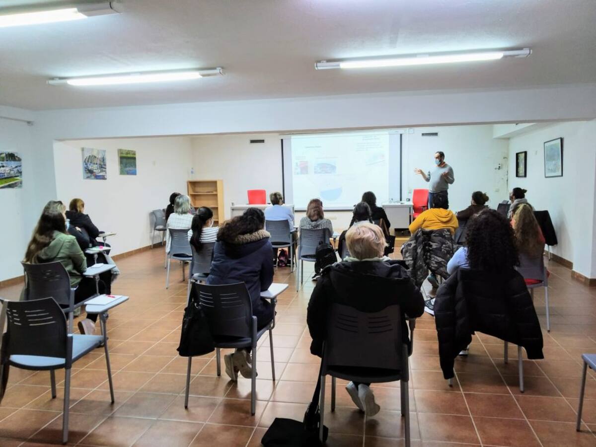 Arranca un Curso Formativo para mulleres desempregadas de Baiona