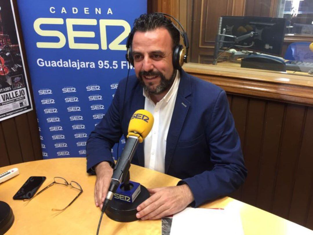 José Luis Blanco, alcalde de Azuqueca, en los estudios de SER Guadalajara