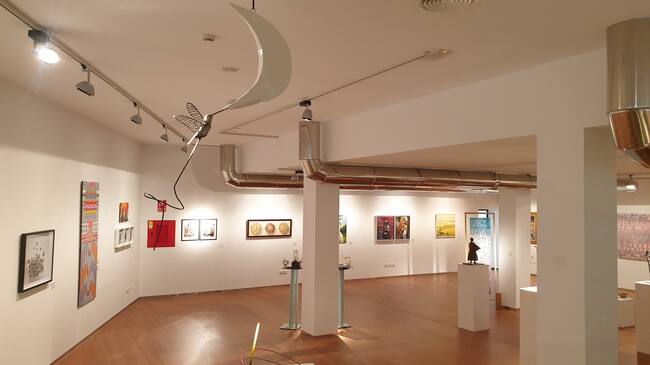 Vista de una parte de la exposición 'Arte Palencia' en su tercera edición