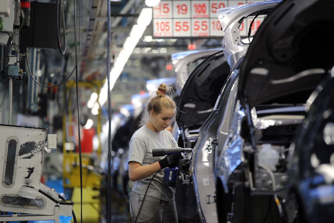 Interior de una factoría de Renault, imagen de archivo