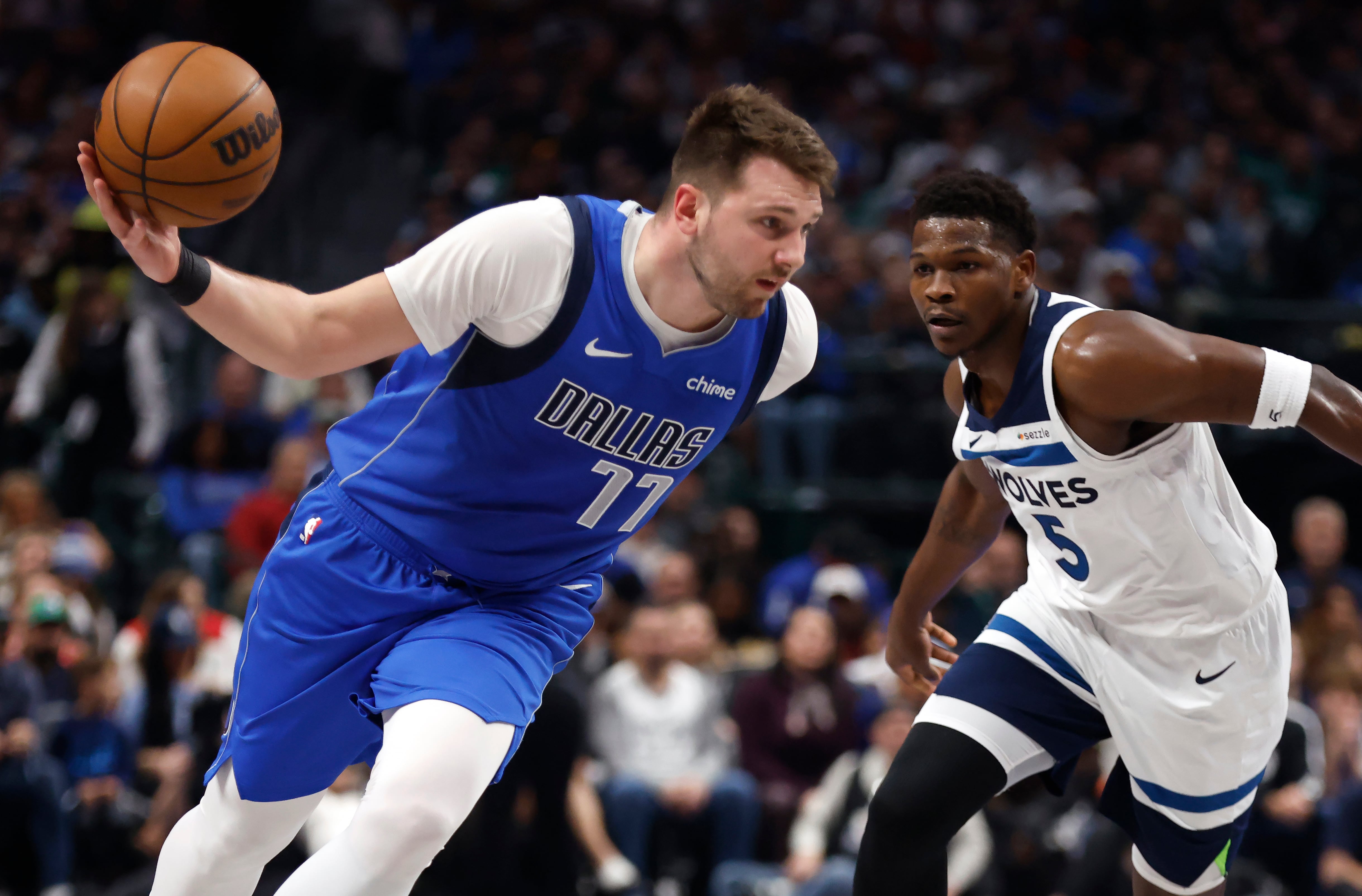 Luka Doncic, durante el partido de los Dallas Mavericks ante Minnesota Timberwolves donde se lesionó