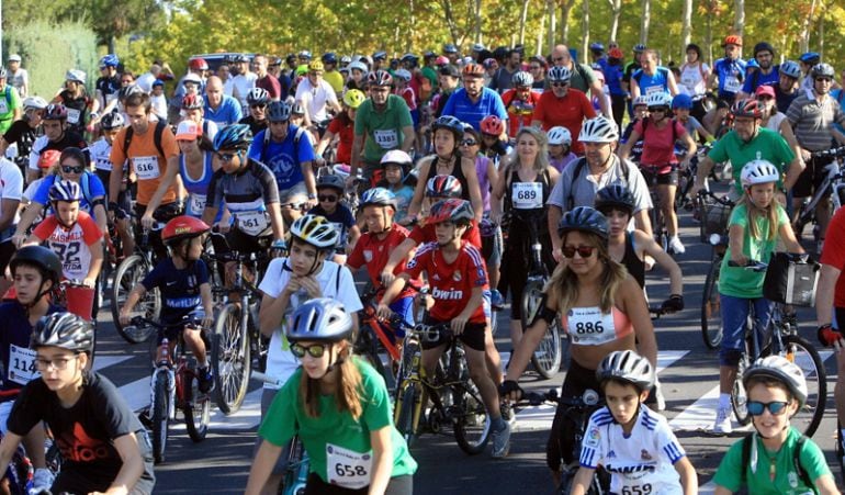 Evento ciclista en torno a un paraje natural