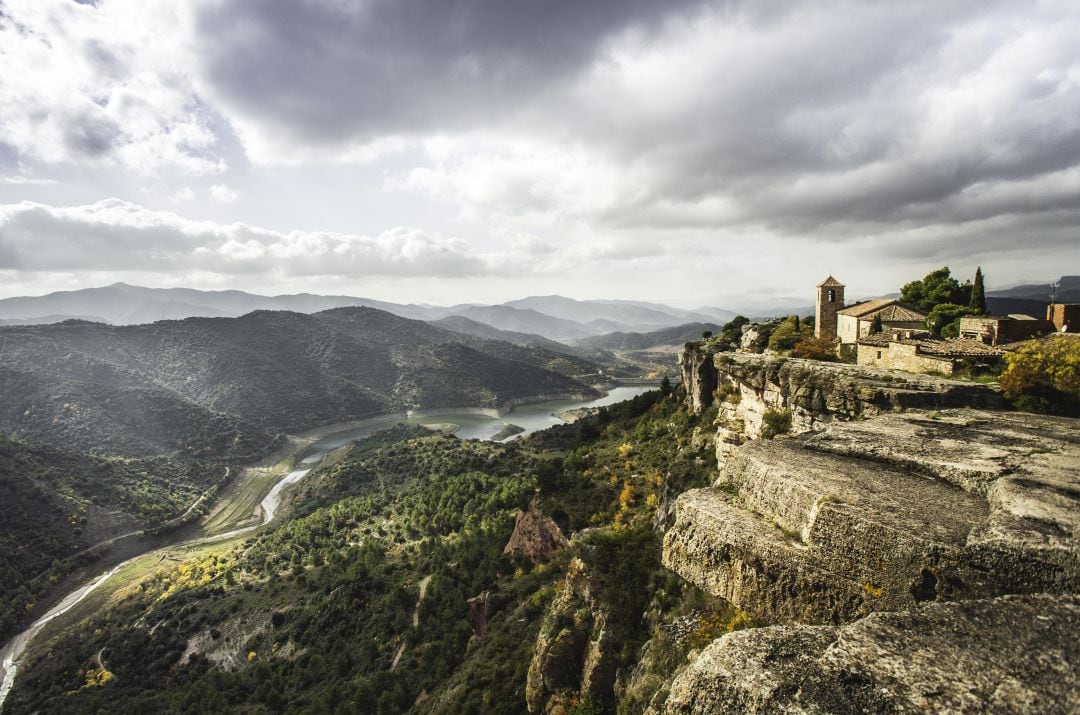 Vista panorámica del Salto de la Reina Mora en Siurana. PINCHA SOBRE LA FOTO PARA VOTAR.