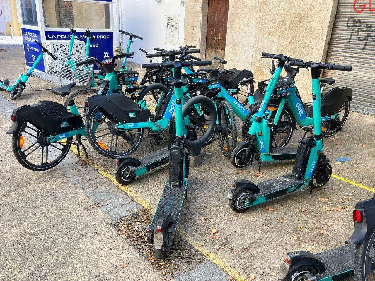 Patinetes en la ciudad de Ibiza