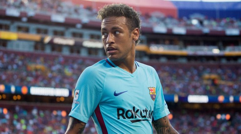 Neymar, durante el encuentro ante el Manchester United 