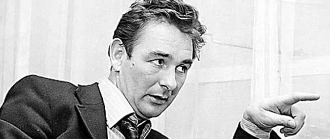 El entrenador inglés Brian Clough, creador de equipos campeones