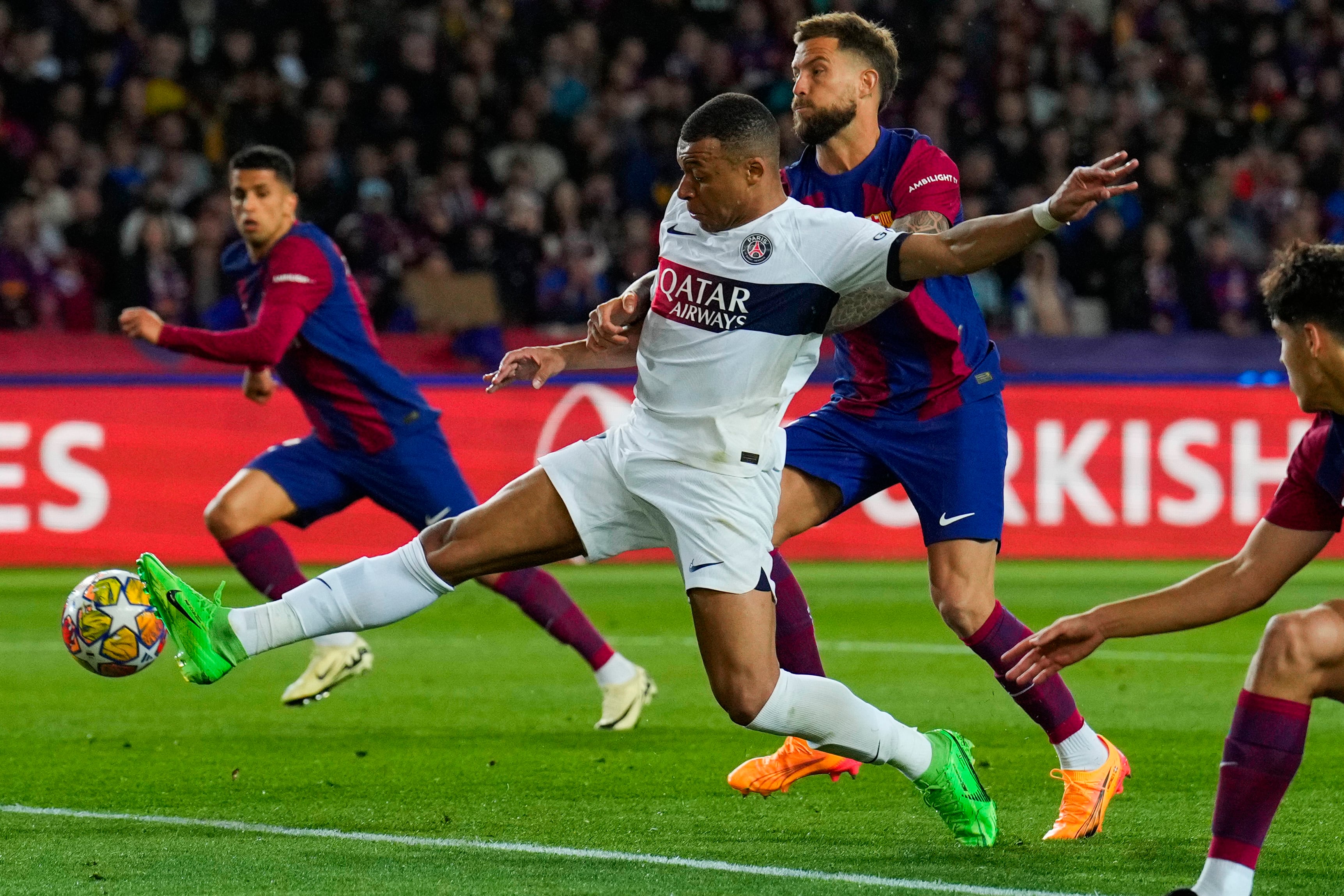 Mbappé, ante su primer Clásico: estadísticas, partidos y goles contra el Barça antes de llegar al Real Madrid