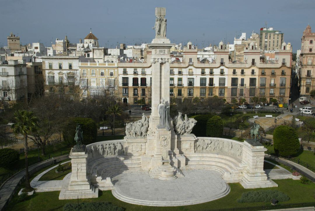 El monumento a Las Cortes, en la Plaza de España