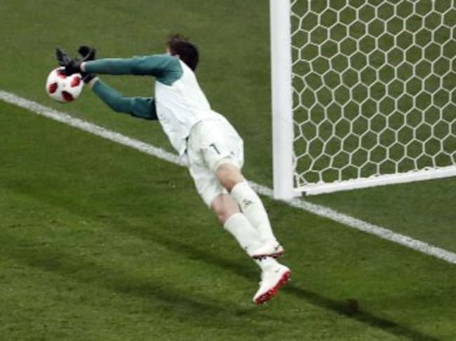 Courtois fue clave para los suyos en los últimos instantes del partido