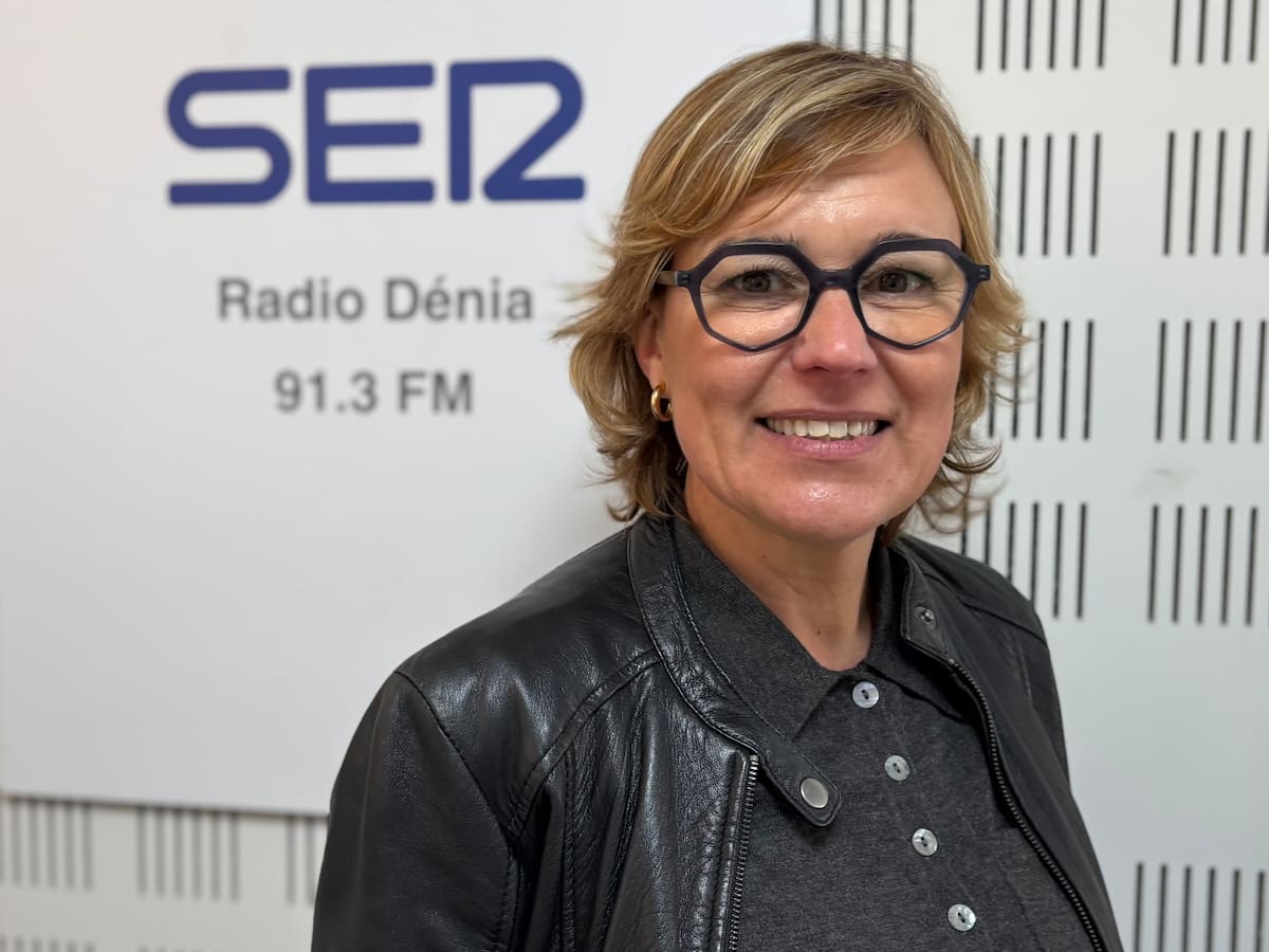 Rosa Cardona defiende su gestión en Xàbia: vivienda, desaladora y seguridad marcan la hoja de ruta municipal