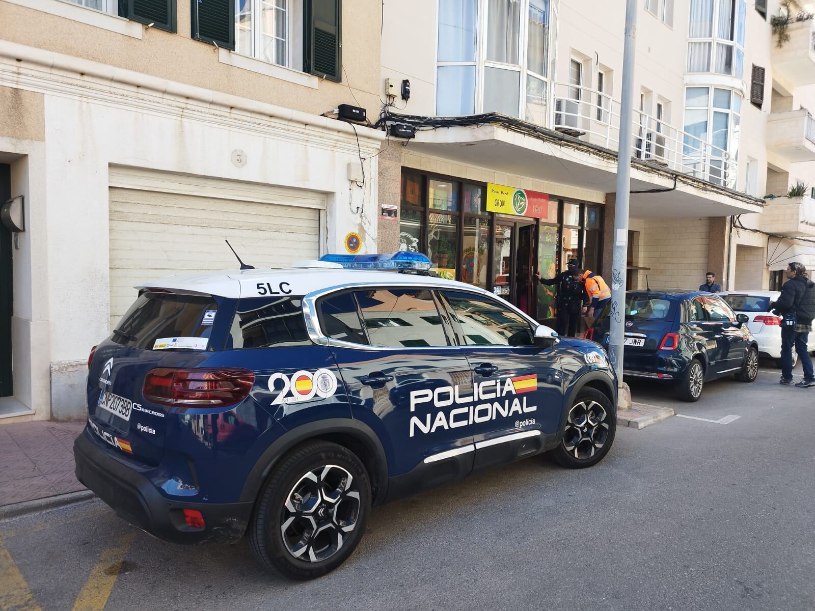 L'operatiu ha inclòs el registre d'un comerç a Maó