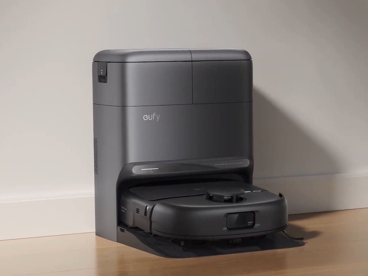 Probamos el Eufy C28 Omni: el robot aspirador de gama media que pretende jubilar a las mopas giratorias